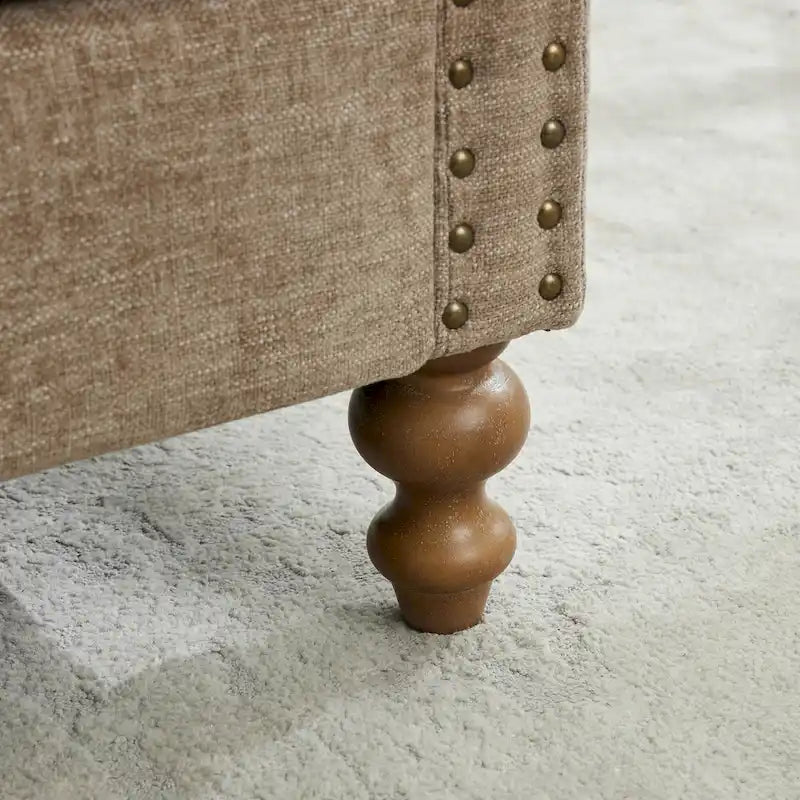 Comoda chaise longue imbottita con varie caratteristiche per il relax