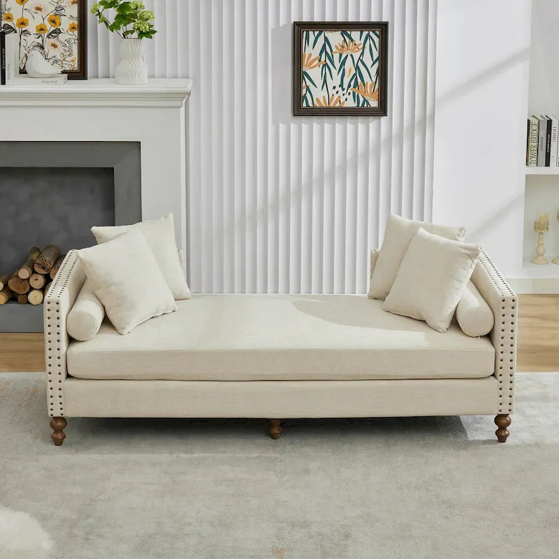 Comoda chaise longue imbottita con varie caratteristiche per il relax