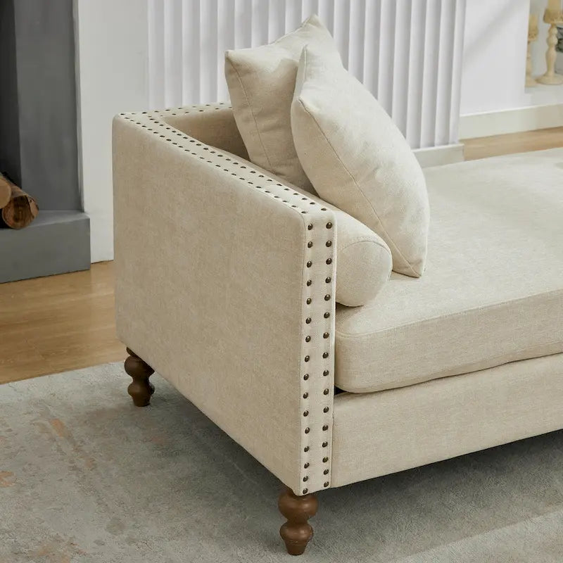 Comoda chaise longue imbottita con varie caratteristiche per il relax