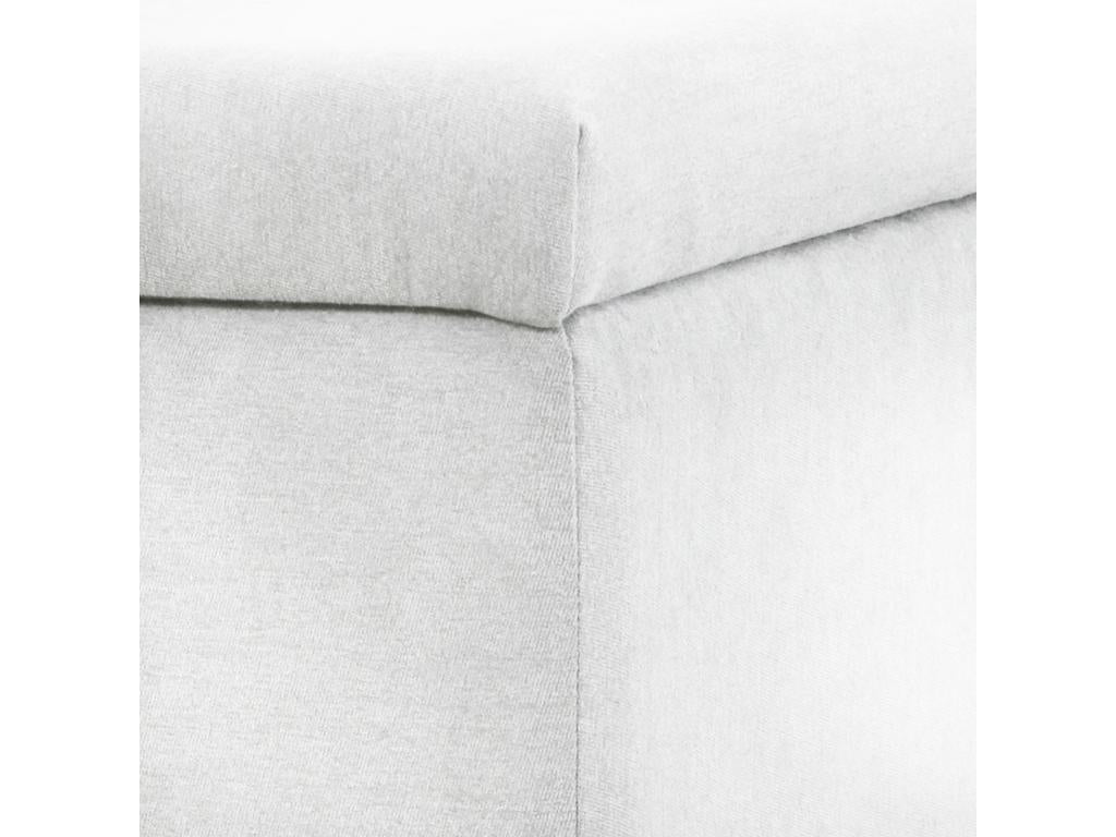 Pouf in tessuto bianco