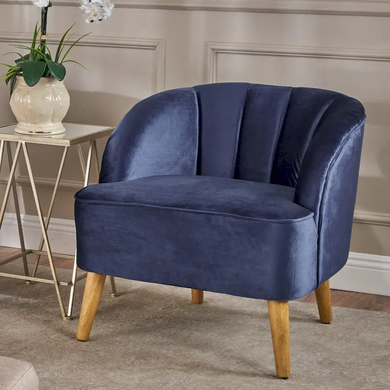 Poltrona club Amaia Modern Velvet di Christopher Knight Home