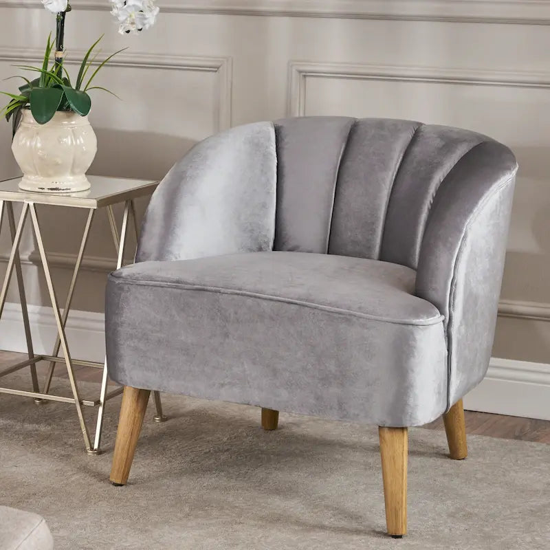 Poltrona club Amaia Modern Velvet di Christopher Knight Home