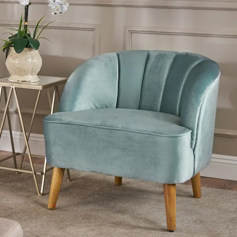 Poltrona club Amaia Modern Velvet di Christopher Knight Home