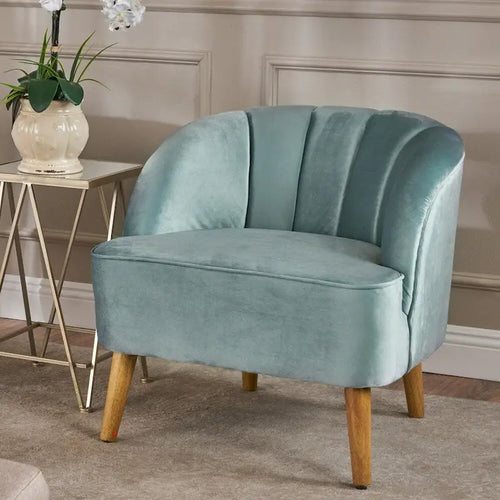 Poltrona club Amaia Modern Velvet di Christopher Knight Home