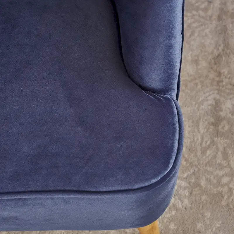 Poltrona club Amaia Modern Velvet di Christopher Knight Home