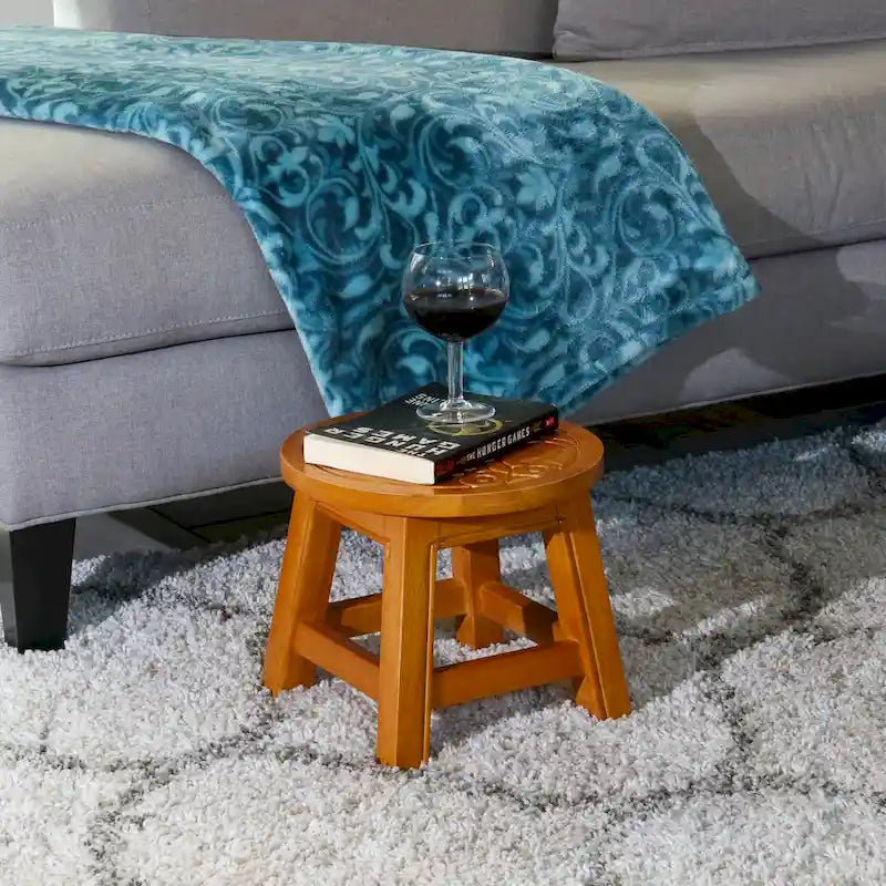 Sgabello in legno intagliato Fairplay di DTY Indoor Living