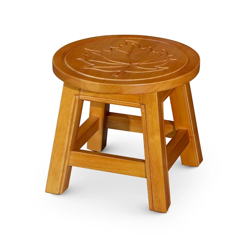 Sgabello in legno intagliato Fairplay di DTY Indoor Living