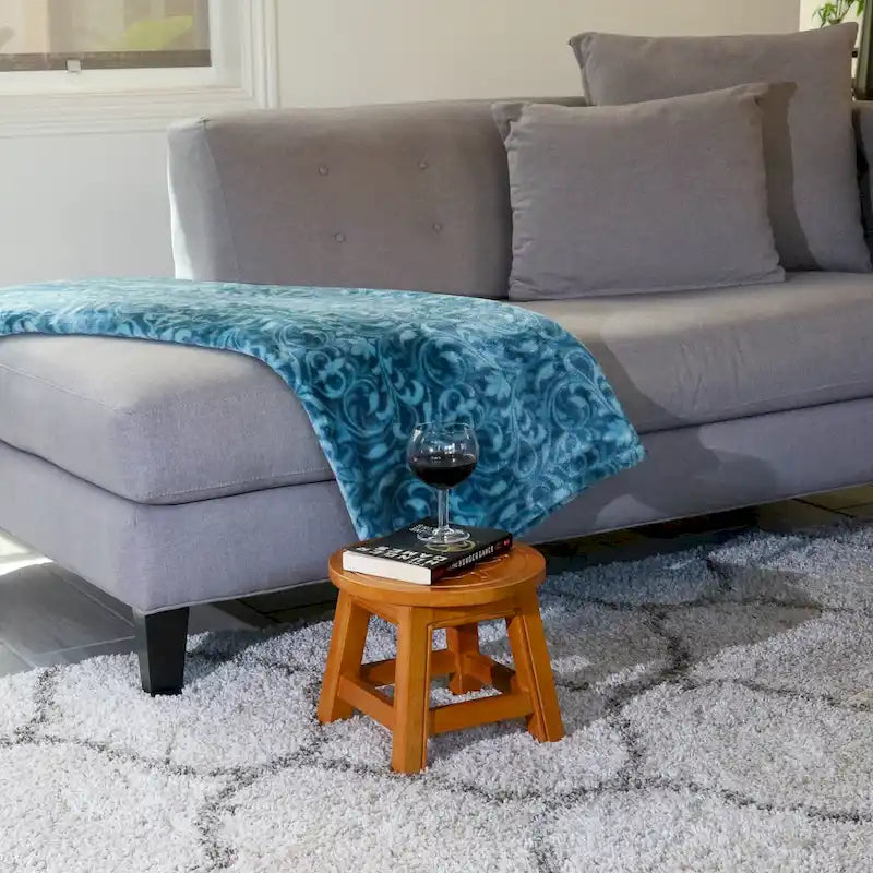 Sgabello in legno intagliato Fairplay di DTY Indoor Living