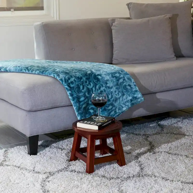 Sgabello in legno intagliato Fairplay di DTY Indoor Living