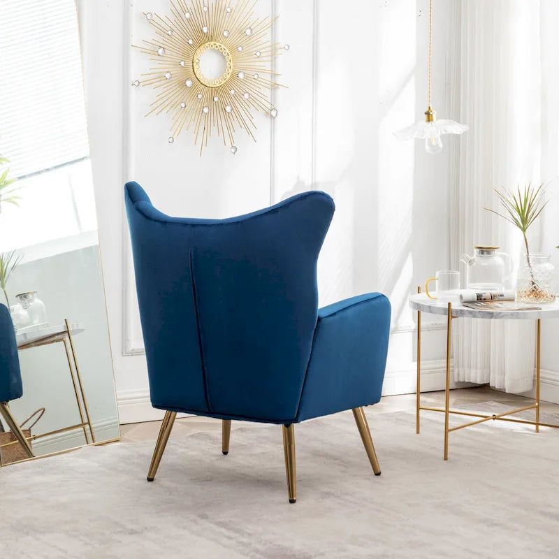 Poltrona con schienale ad ala trapuntato e bottoni in velluto Sovarol di Roundhill Furniture