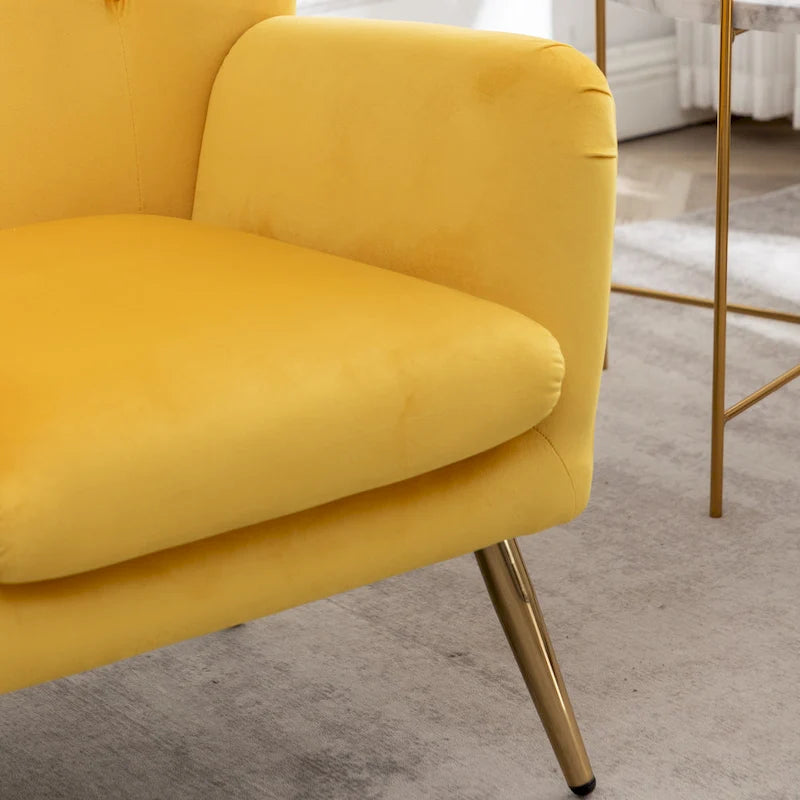 Poltrona con schienale ad ala trapuntato e bottoni in velluto Sovarol di Roundhill Furniture