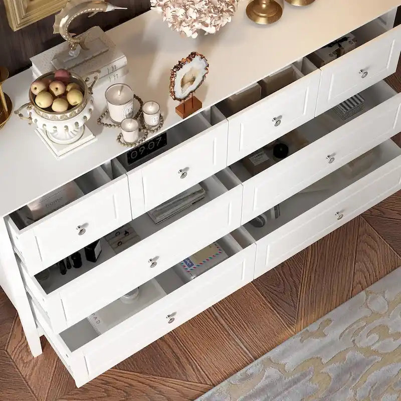 Lussuosa cassettiera in MDF con più cassetti: soluzione moderna per riporre gli oggetti in casa