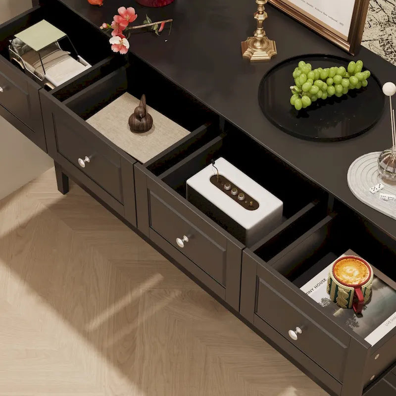 Lussuosa cassettiera in MDF con più cassetti: soluzione moderna per riporre gli oggetti in casa