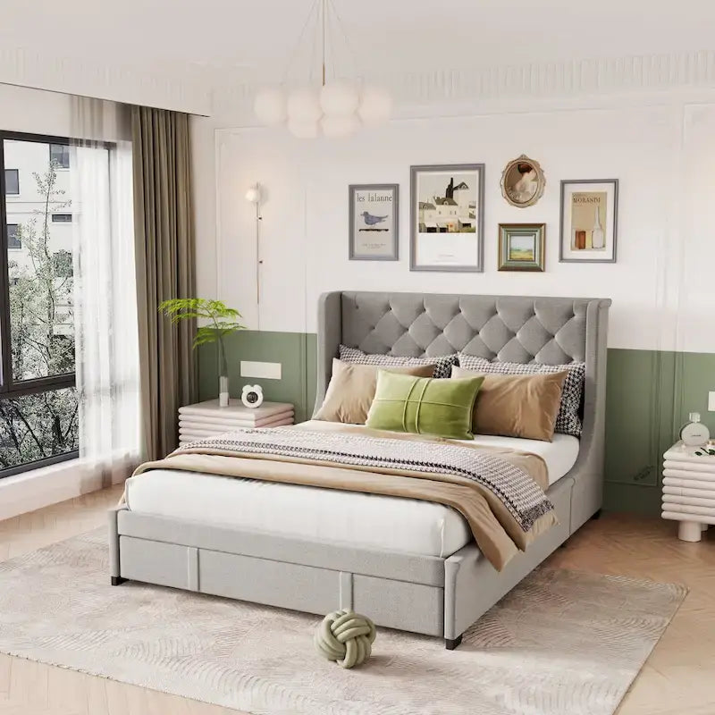 Letto matrimoniale imbottito con testiera Wingback e un grande cassetto