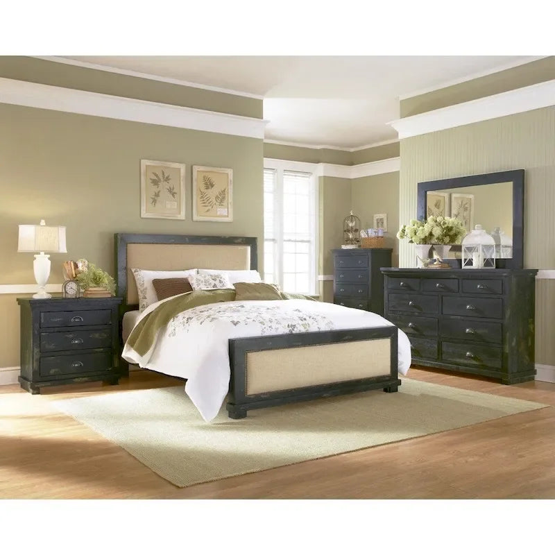 Letto Willlow Pine Distressed Black